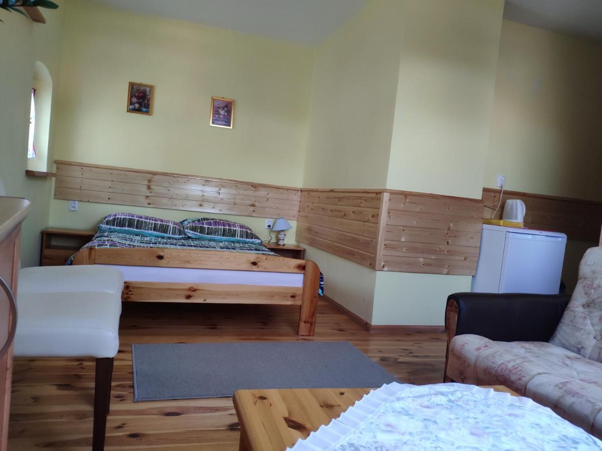 Apartamenty Wakacyjne Nad Jeziorem Juksty Мронгово Екстериор снимка